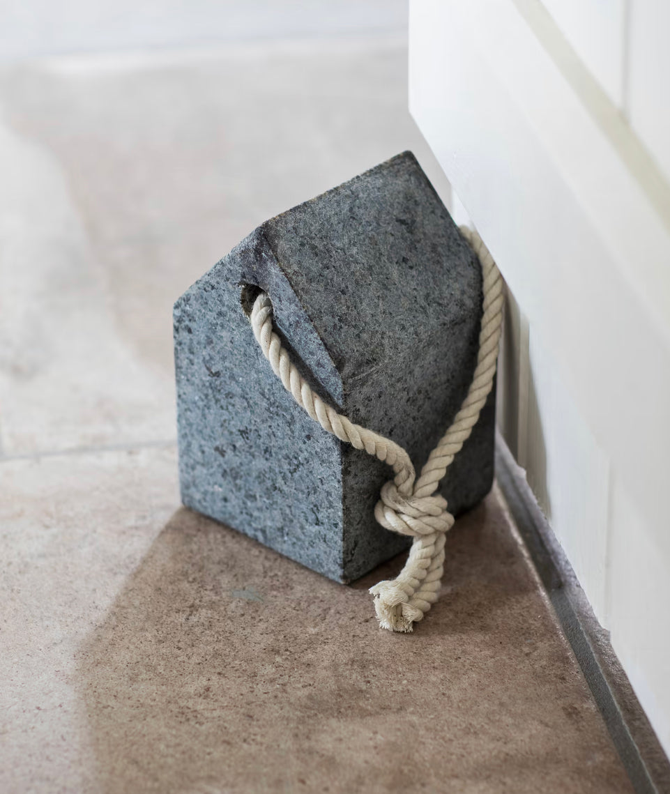 Wareham Granite Square Door Stop – Grey | Heavyweight Rope Handle Doorstop for Modern & Rustic Homes