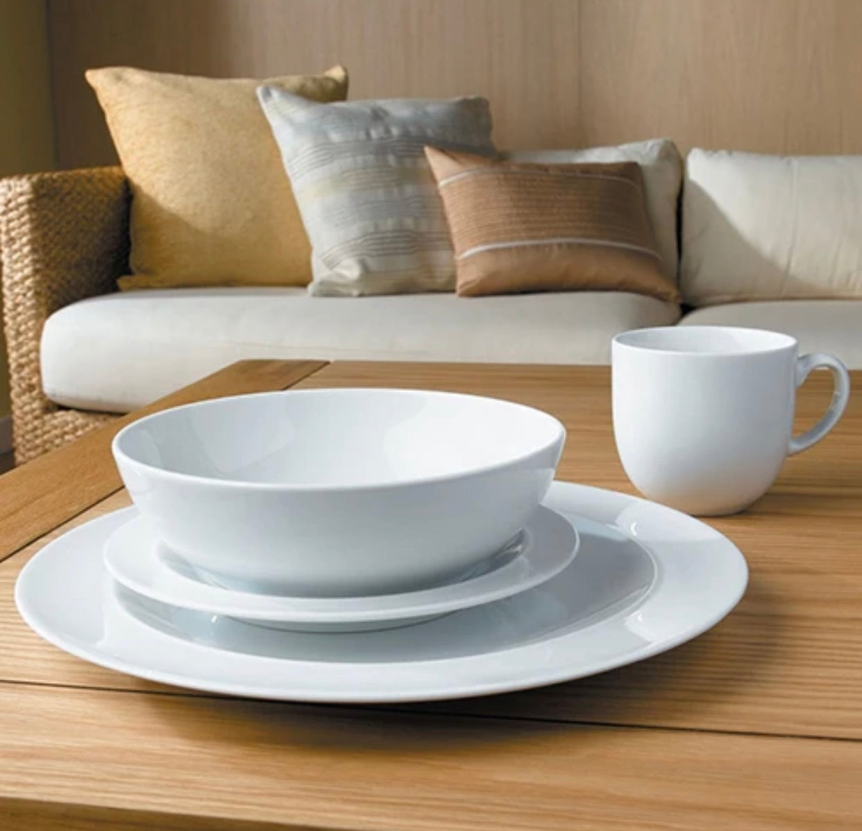 Denby White 16-Piece Dinner Set – Elegant Porcelain Tableware for Every Occasion