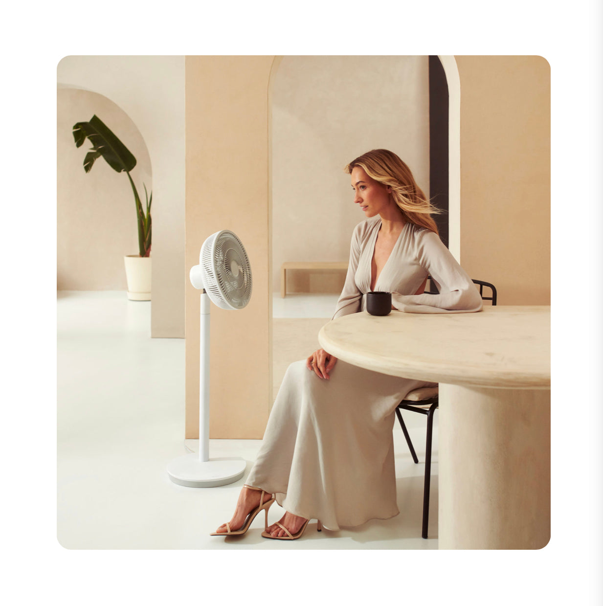 Duux Whisper Essence – Ultra-Quiet Cooling Fan with 7 Speeds & Energy-Efficient Brushless Motor
