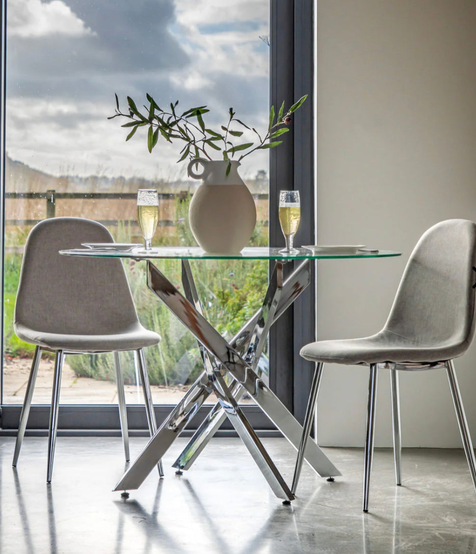 FLUX Dining Chair – Set of 2 in Light Grey & Chrome | Modern Luxury Seating
Cheapest price in the market – luxury furniture for less.