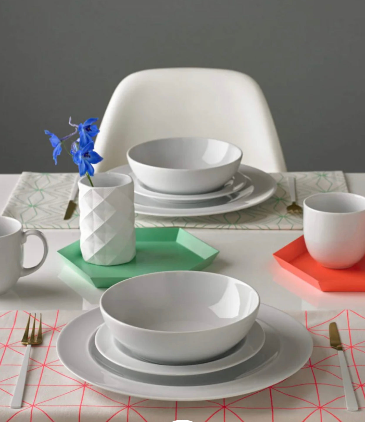 Denby White 16-Piece Dinner Set – Elegant Porcelain Tableware for Every Occasion