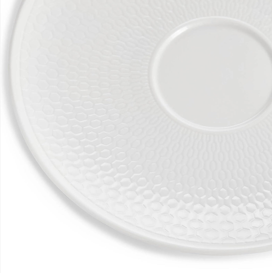 Elevate Your Tea Experience with Timeless Elegance
Complete your all-white tea story with the iconic Wedgwood Gio Teacup and Saucer, now available at a special discounted price.
Crafted from luxurious fine bone china, this set features a subtle geometri