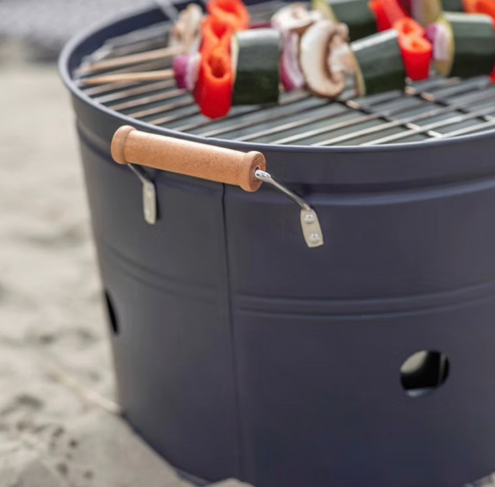 Garden Trading Black Steel Cleveley Bucket BBQ – Portable Charcoal Grill for Picnics, Beach & Small Gardens – Cheapest Online
