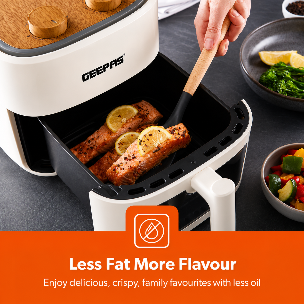 Geepas 4.5L Air Fryer GAF37536UK Oil Free 1200W White